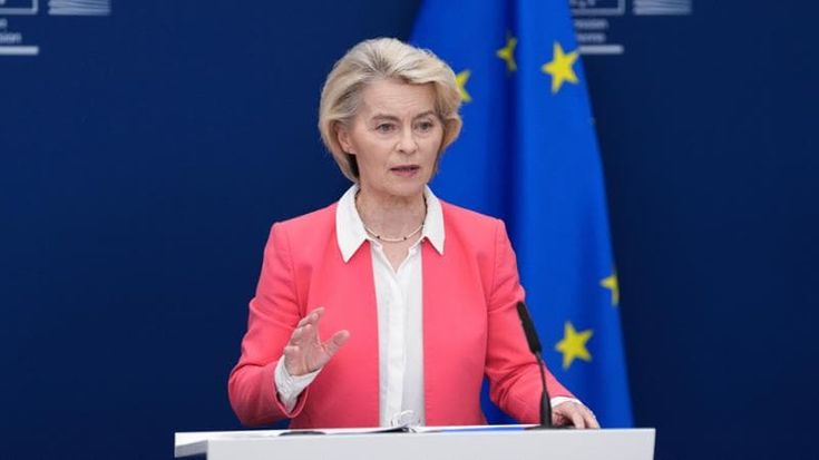 Stretta sui social, von der Leyen: “Non sono un giocattolo. Metteremo un’età minima di accesso”