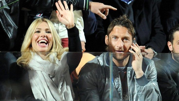 "Il matrimonio con Francesco è finito", "Separazione da Ilary dolore inevitabile": i comunicati di Totti e Blasi