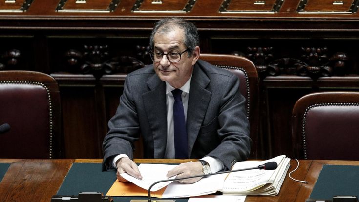 Il governo vede la manovra-bis ma Di Maio e Salvini resistono