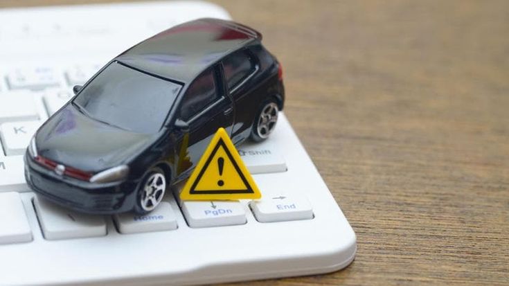Autonoleggio, attenzione alle truffe online. L’allarme Aniasa contro le finte società di rent