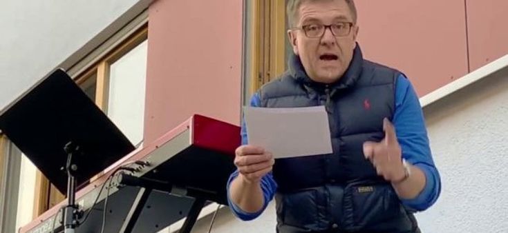 Così lontani, così vicini