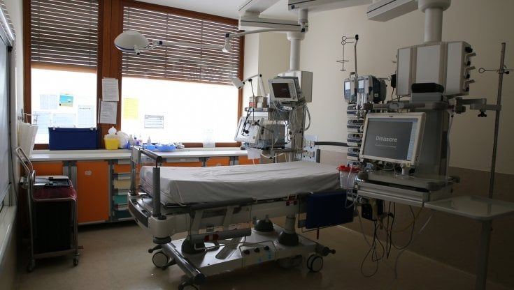 Firenze: in rianimazione per il Covid a 12 anni, salvato 