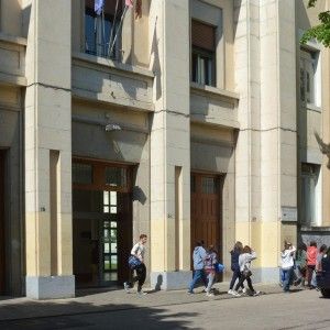 Vicenza, grave studente quindicenne caduto dal secondo piano durante la ricreazione