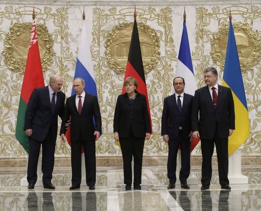 Crisi Ucraina, summit tra leader a Minsk: foto di gruppo
