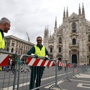 Milano, 1.500 vigili in campo per l'Asem. Intorno alla prefettura un'altra zona rossa