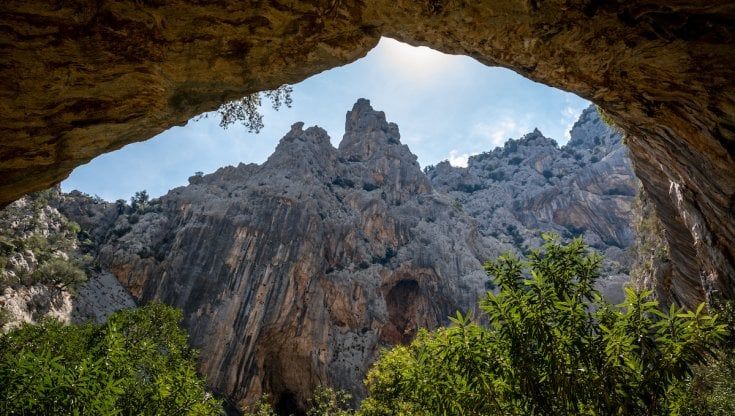 Birra Ichnusa punta sulle bellezze della Sardegna e organizza esperienze sul territorio