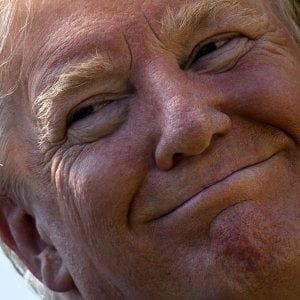Guerra dei dazi, Borse in rimonta nel finale. Beffa per Trump: sale il surplus cinese con gli Usa