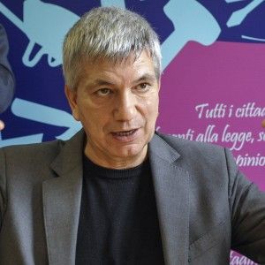 Vendola: "Non possono chiedere a Sel di governare<br /> con Giovanardi"