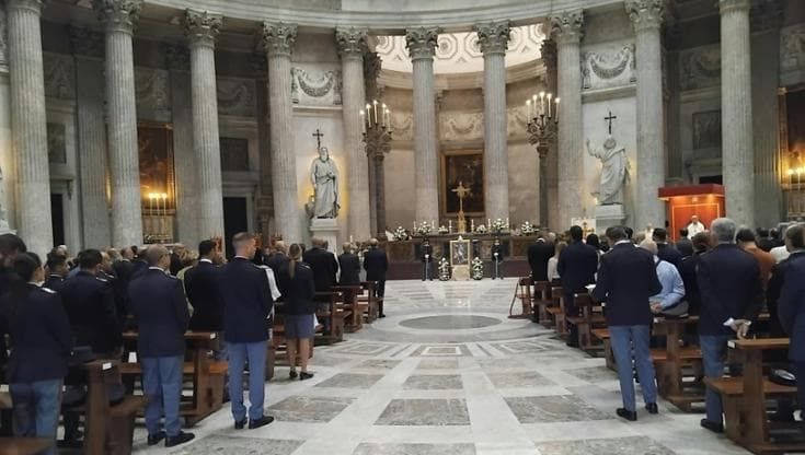 Polizia, messa per San Michele Arcangelo a Napoli