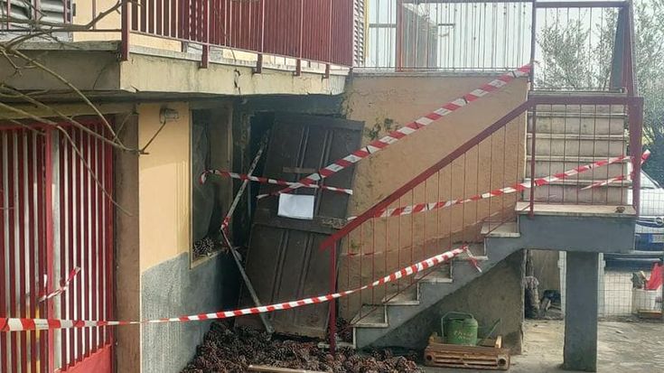 Corpo nel baule, i vicini: “Lorenzo? Era sparito da almeno vent’anni”