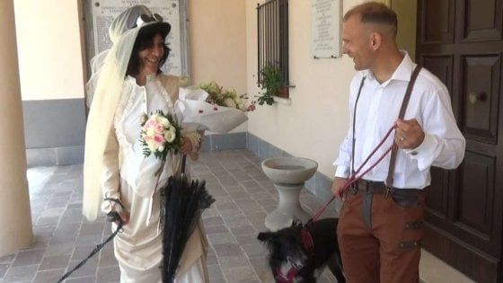 Bologna, Stefania e Luca sposi lungo la via degli Dei
