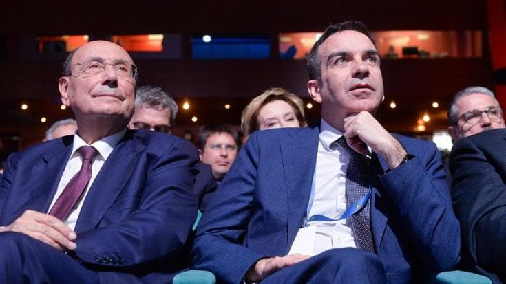 Calabria, arriva il reddito di merito: mille euro al mese per gli universitari calabresi