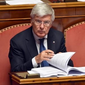 Paolo Romani: "Denis diventerà la stampella della sinistra"