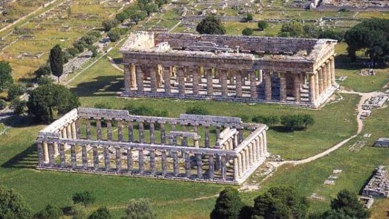 Pittura d'azione a Paestum