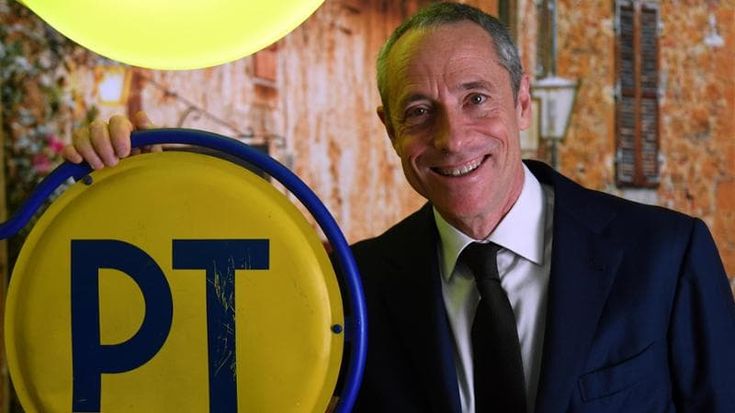 Poste, utile netto a 2 miliardi. Dividendi da 911 milioni per i soci pubblici, Mef e Cassa Depositi