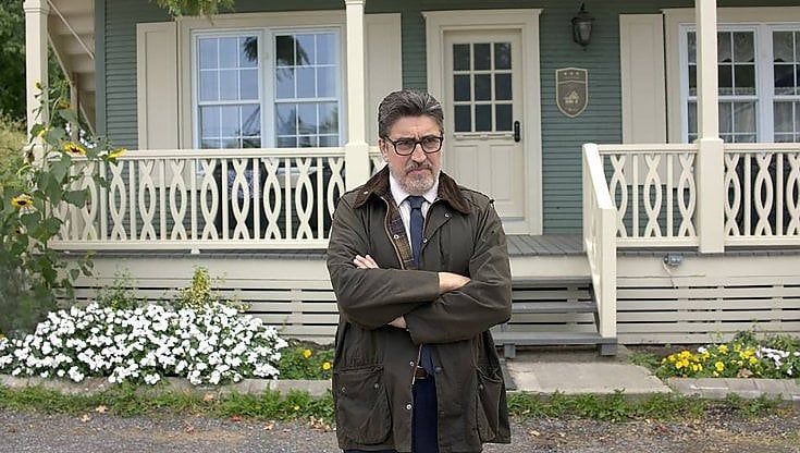 Alfred Molina nella nuova serie 'Il commissario Gamache - Misteri a Three Pines'
