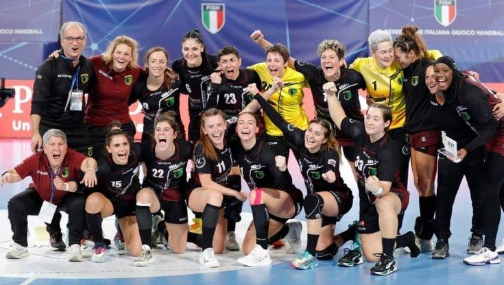 Pallamano, le ragazze di Erice vincono la Coppa Italia