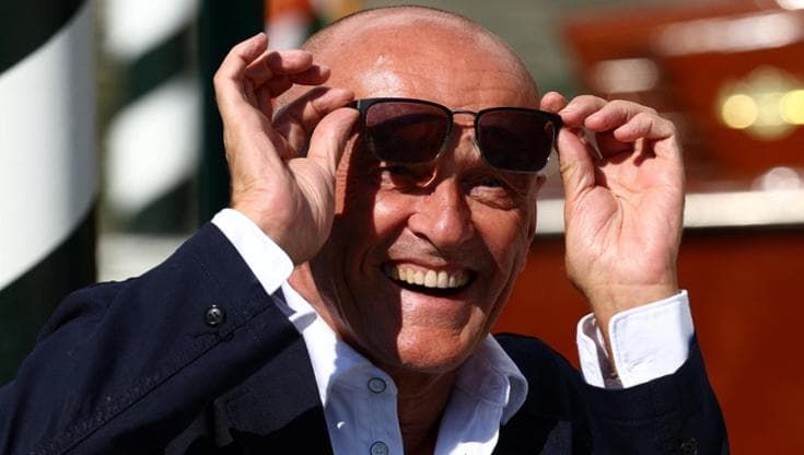 “Ink” di Danny Boyle apre Venezia: quando Murdoch inventò il giornale che somiglia ai social