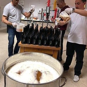 Bari, gli "Atipici" inaugurano la birreria artigianale di Spazio 13 con una festa di beneficenza