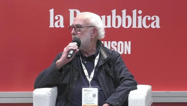 Arena Repubblica Robinson: Altan tra Pimpa, fumetto e satira
