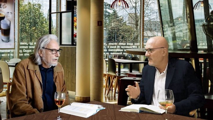 Claudio Bisio e Gigio Alberti: "Portiamo a teatro le nostre chiacchiere da qualunquisti"
