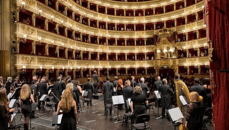 San Carlo: omaggio alla Fracci il 4 luglio. E stasera si riparte con la musica sinfonica