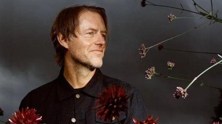 Cosa fare a Milano oggi 6 ottobre: il concerto di Ed O’Brien al Lirico e Giole Dix al Parenti