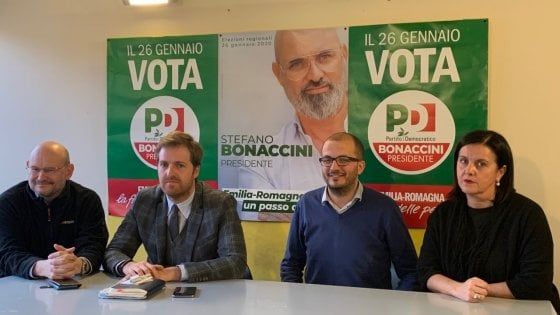 Parma, i dem all'incasso: "Giunta regionale ? Si parta dal Pd". E a Pizzarotti: "Ora dia un segnale di apertura in Comune" 