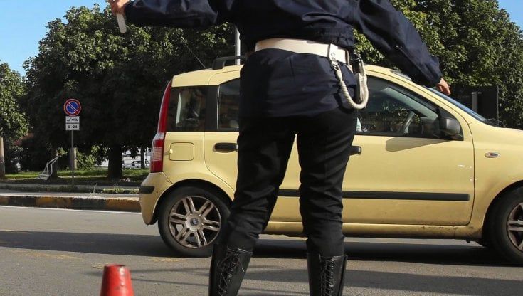 Palermo, donna investita da auto in via Zappalà: ferita gravemente