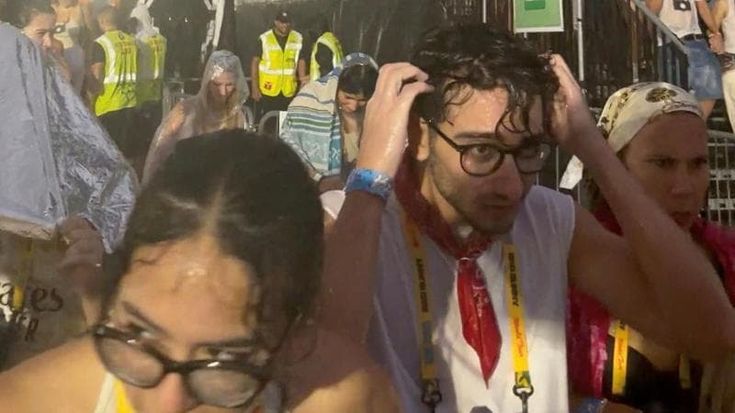 Bad Bunny, il concerto interrotto dal maltempo non sarà riprogrammato. Biglietti rimborsati
