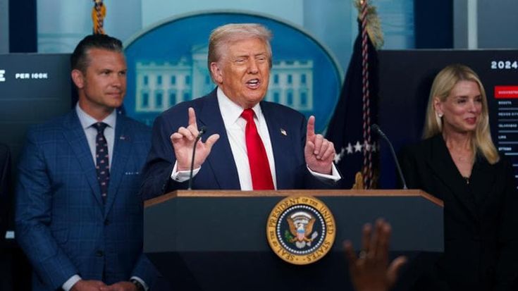 Le Borse oggi, 11 agosto. Dazi, Trump prolunga la tregua con la Cina. E sull’oro: “Nessuna tariffa”