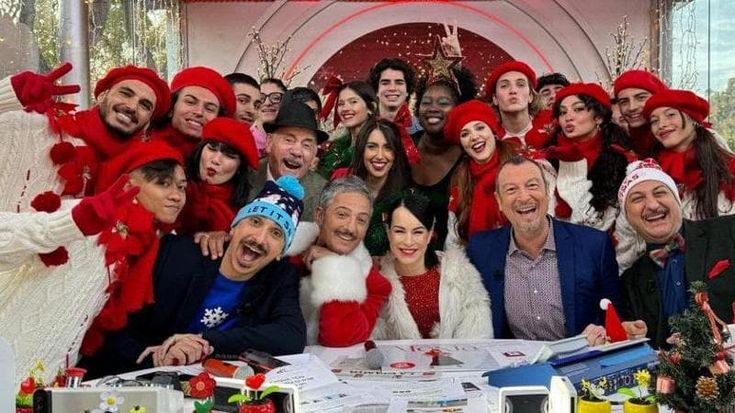 Sanremo, Amadeus dall’amico Fiorello: “Di cantanti ne avrei voluti 33”. La replica: “Ma i Jalisse ti hanno rigato la macchina”