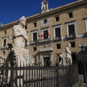 Autisti, vigili, netturbini: un esercito in malattia. E a Palermo i controlli sono un flop