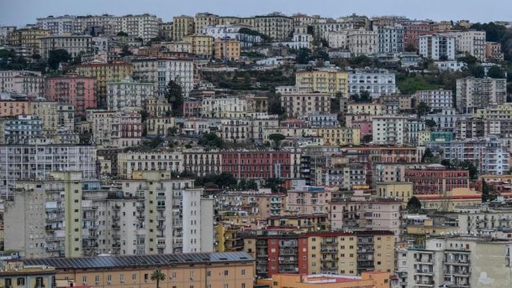 Il conto del Golfo arriva nelle rate dei mutui: tassi in salita al 3,43%. Si scaldano i variabili