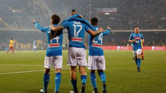 Benevento-Napoli 0-2: gli azzurri restano al comando