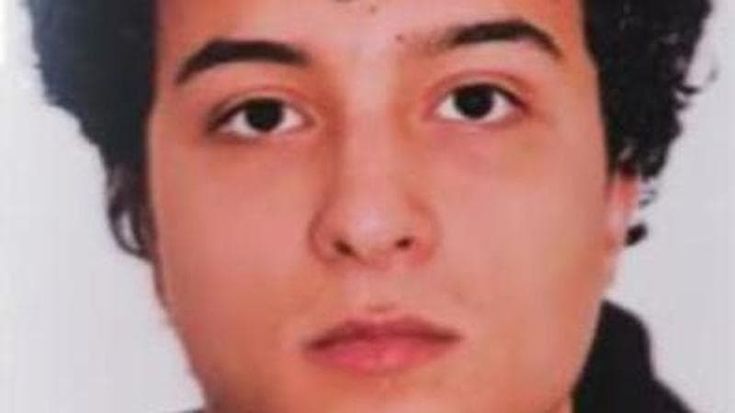 Maati scambiato per un altro dopo una lite sulla sigaretta elettronica