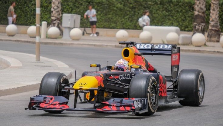 C'è il video della Red Bull: giornata di passione per gli automobilisti palermitani
