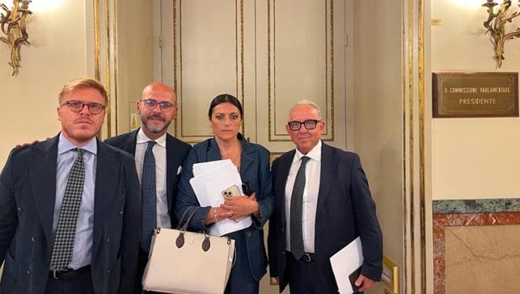 Ars, Controcorrente all’attacco: “Fuori dalla Commissione Bilancio, pronti a bloccare la manovra”