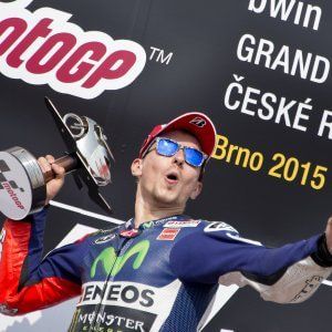 MotoGp, lezione di guida di Lorenzo a Brno. Marquez e Rossi battuti