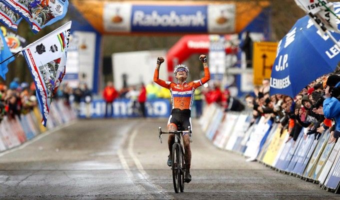 Ciclocross, Mondiali: Lechner storico argento