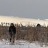 Kazakhstan, aereo con 98 persone a bordo cade vicino ad Almaty. Almeno 12 morti
