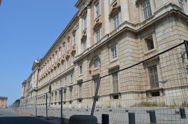 Ecco il degrado<br />della Reggia di Caserta