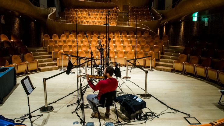 Cremona trattiene il fiato, suonano gli Stradivari