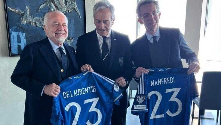 Nazionale, da Federcalcio le maglie a Manfredi e De Laurentiis