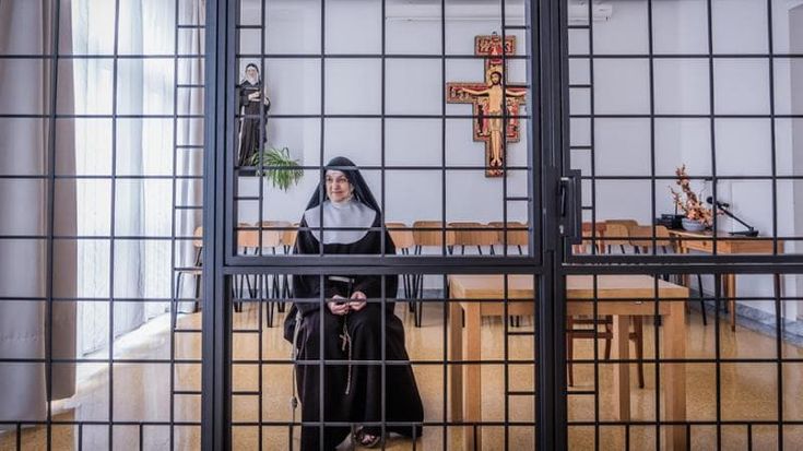 Noi suore di clausura, tutte un po’ pazze