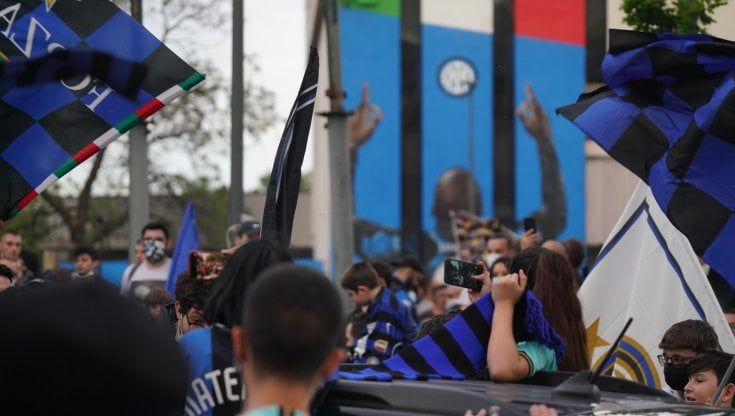 Forse la musica è cambiata davvero, ma cantiamo ancora Pazza Inter
