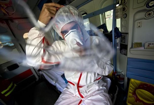Ebola, Lorenzin: "Infermiere presto fuori pericolo"