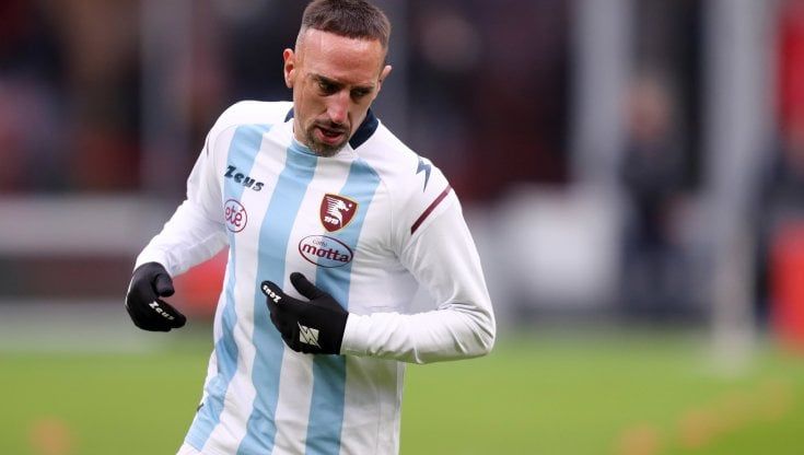 Salernitana, il giorno più lungo: corsa per evitare l'esclusione dal campionato