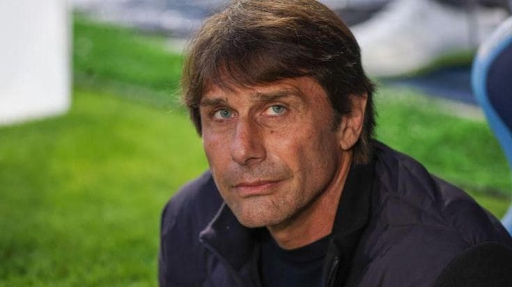 Conte e De Laurentiis si vedranno a maggio. L’ex ct verso la conferma
