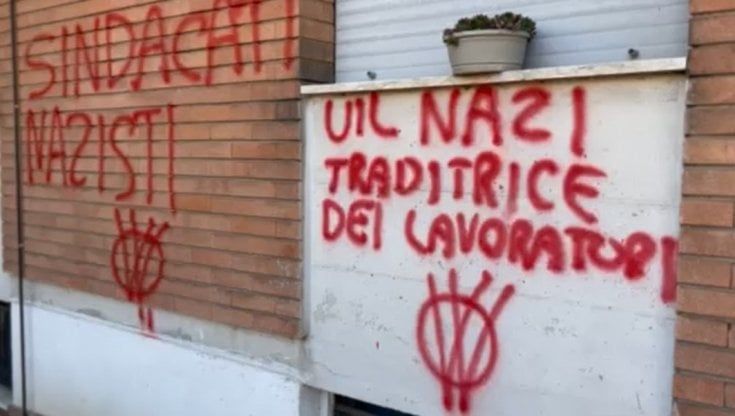 Parma, atti vandalici contro la sede della Uil
